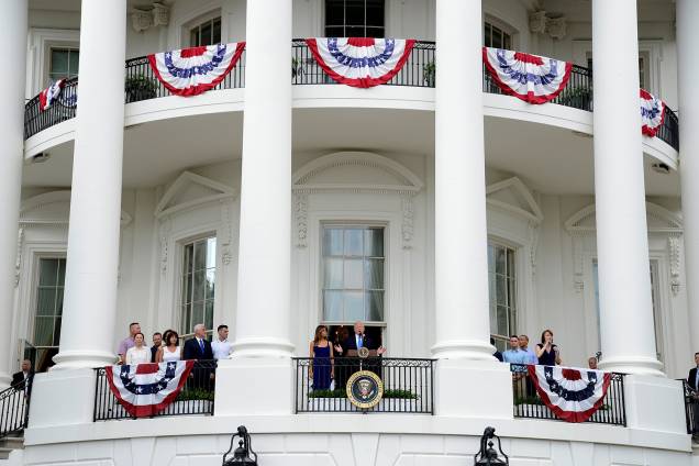 O presidente dos Estados Unidos, Donald Trump, realizou um breve discurso na Casa Branca para celebrar o Dia da Independência do país - 04/07/2017 O presidente dos Estados Unidos, Donald Trump, realizou um breve discurso na Casa Branca para celebrar o Dia da Independência do país - 04/07/2017