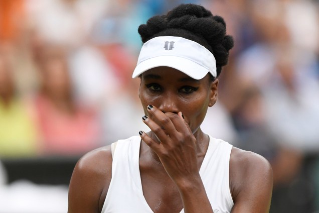 Tenista americana Venus Williams lamenta derrota na final de Wimbledon para a espanhola Garbine Muguruza - 15/07/2017