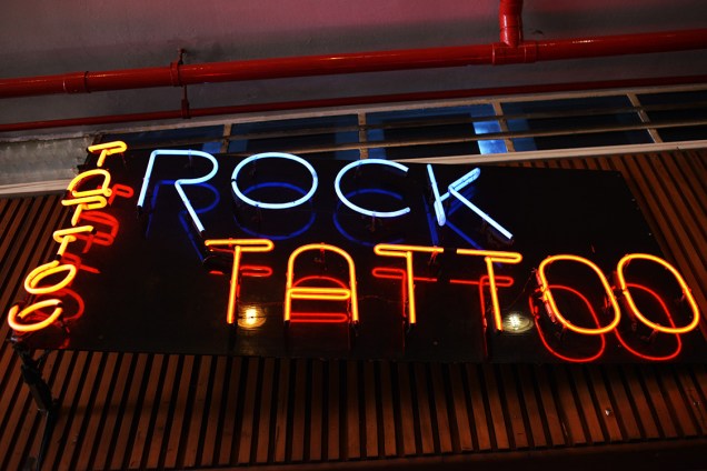 Os estúdios de tatuagem e piercing tem espaço garantido na Galeria do Rock