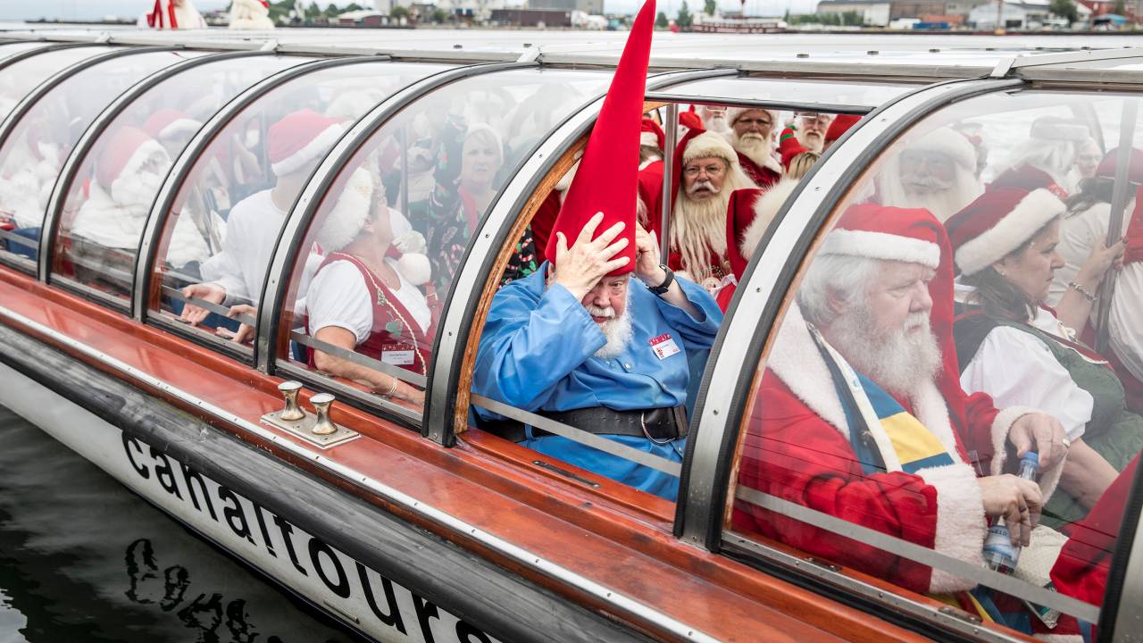 Imagens do dia - Congresso Mundial do Papai Noel