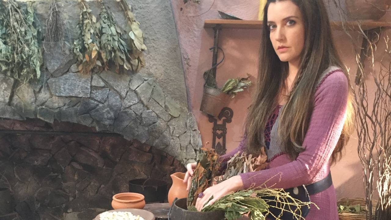 Larissa Maciel como Lucy em 'Belaventura', da Record
