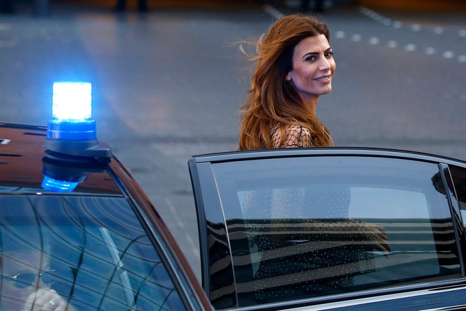 A primeira-dama argentina, Juliana Awada, chega para um concerto durante a cúpula do G20, na Alemanha