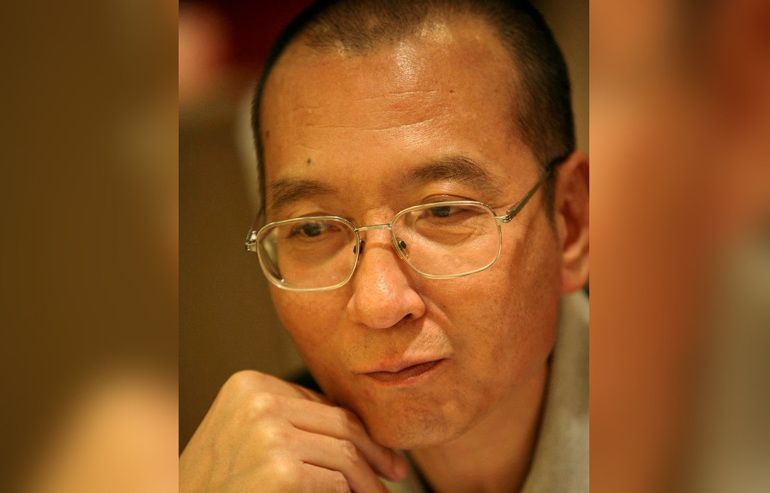Foto de dissidente chinês Liu Xiaobo, divulgada pela sua família
