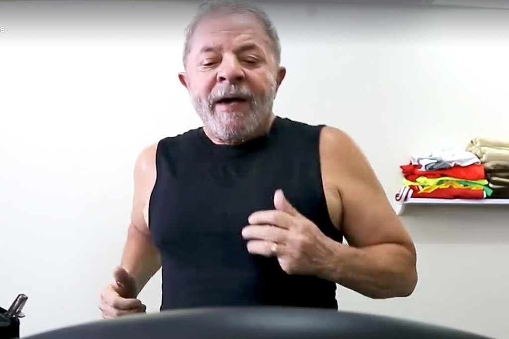 Lula correndo na esteira