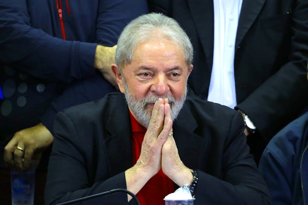 Lula diz que será candidato à Presidência em 2018