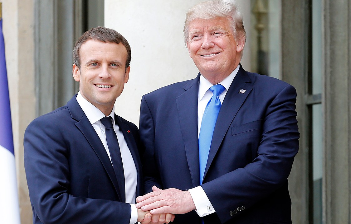 Presidente da França, Emmanuel Macron, e Presidente dos Estados Unidos, Donald Trump, no Palácio Presidencial Elysée, em Paris