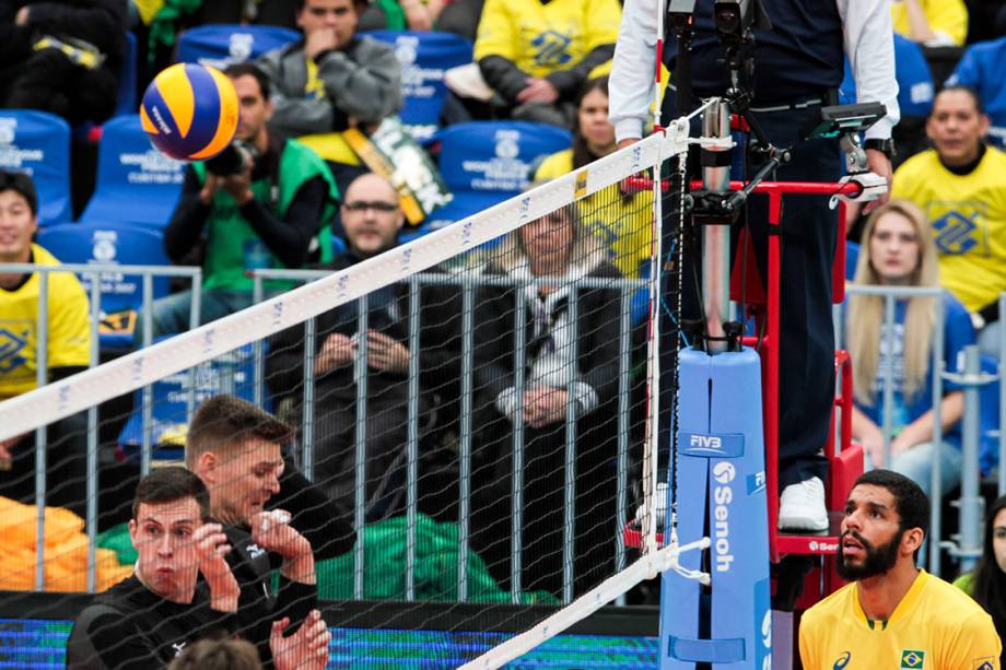 Mundial de Vôlei - Brasil e Canadá | VEJA