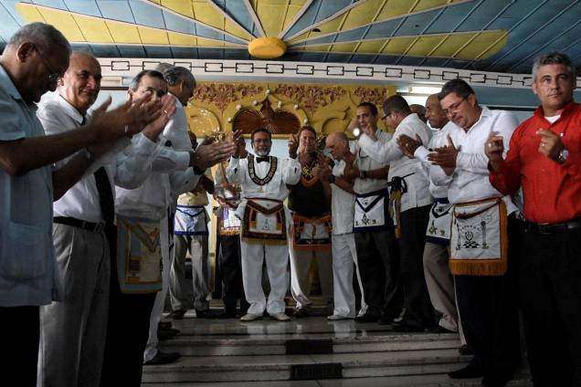 Integrantes do templo de Grand Lodge participam de ritual maçom em Cuba. Integrantes do templo de Grand Lodge participam de ritual maçom em Cuba.