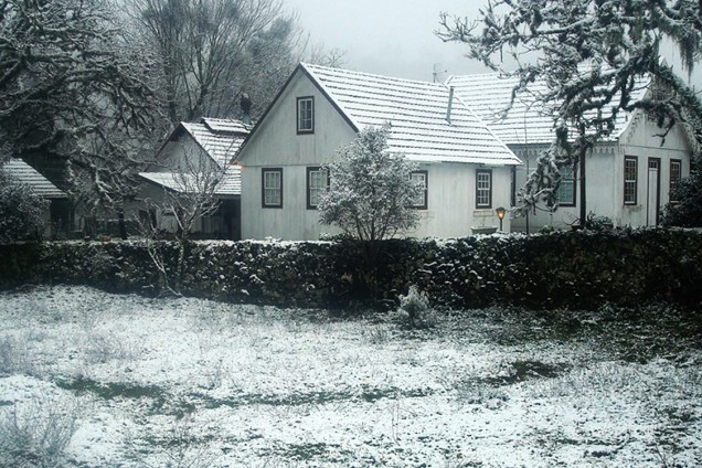 São Joaquim amanhece coberta de neve, em Santa Catarina