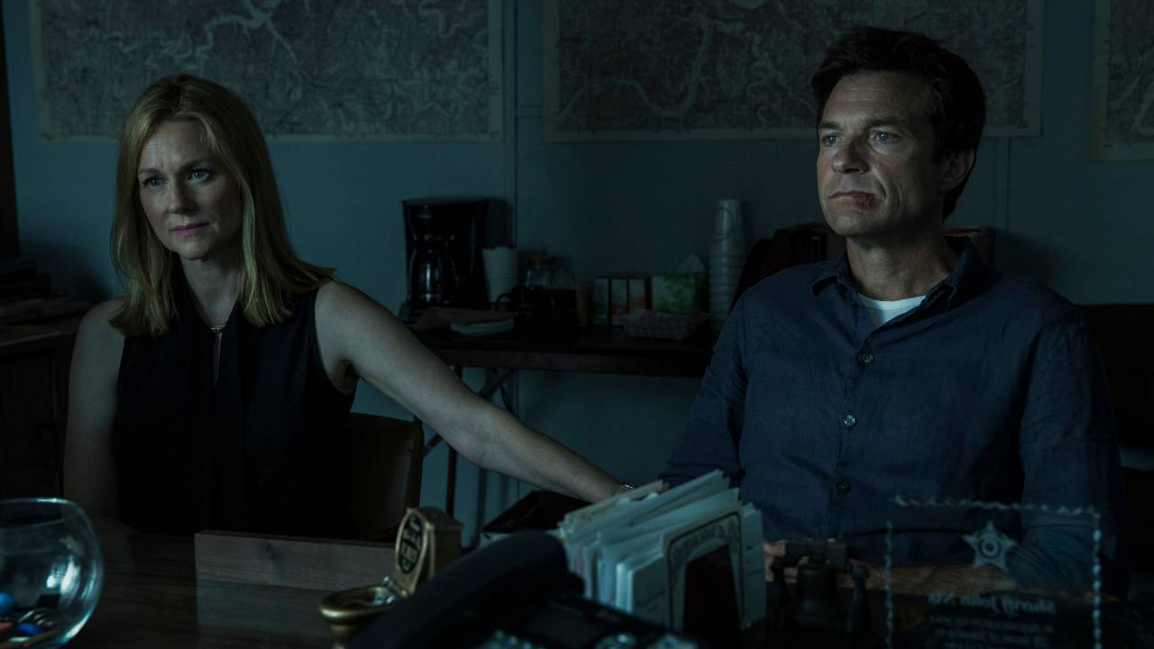 Wendy (Laura Linney) e Marty Byrde (Jason Bateman) em 'Ozark'