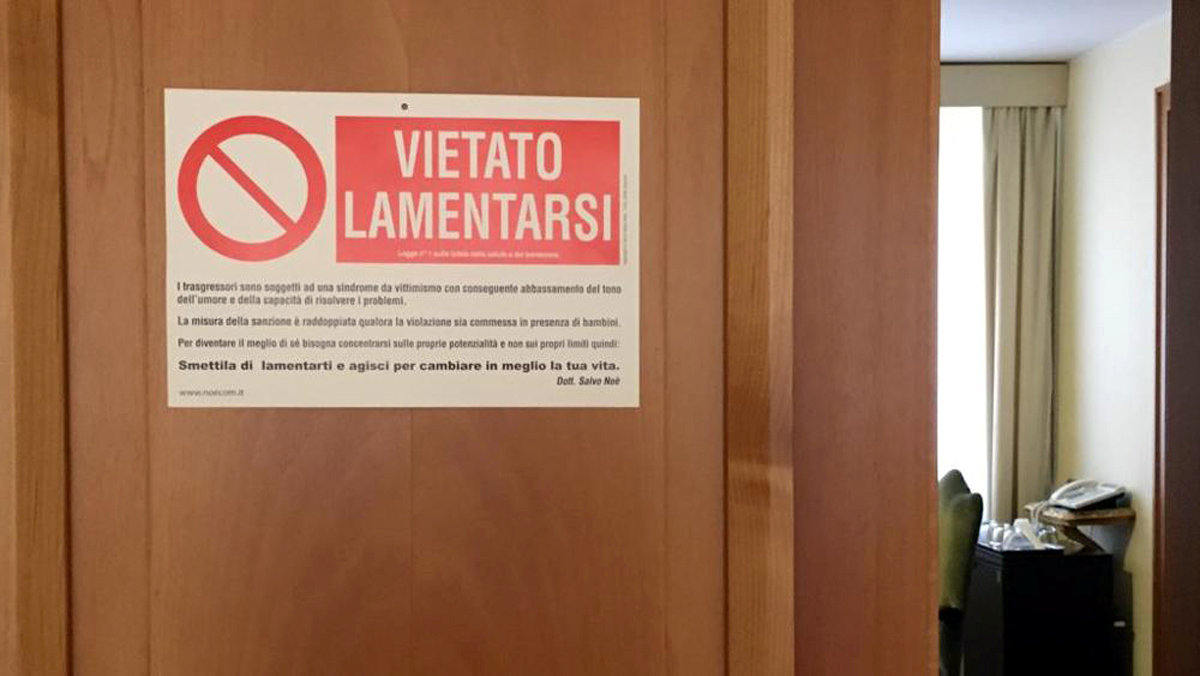 Papa Francisco - Placa de "Não Reclame"