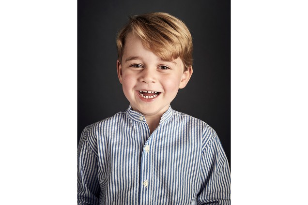 Príncipe George faz 4 aninhos e família real divulga foto oficial - 22/07/2017