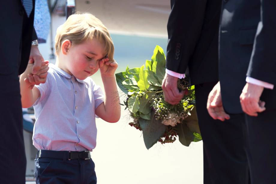 O príncipe George, filho do príncipe William e da duquesa Catherine acompanha seus pais em visita à Alemanha