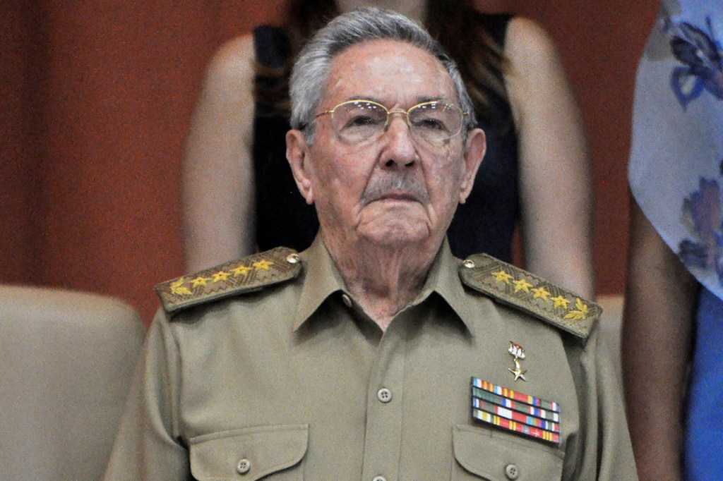 Raúl Castro durante Assembleia Nacional, em Havana - 14/07/2017