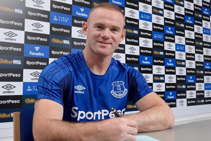 Wayne Rooney foi apresentado pelo Everton neste domingo