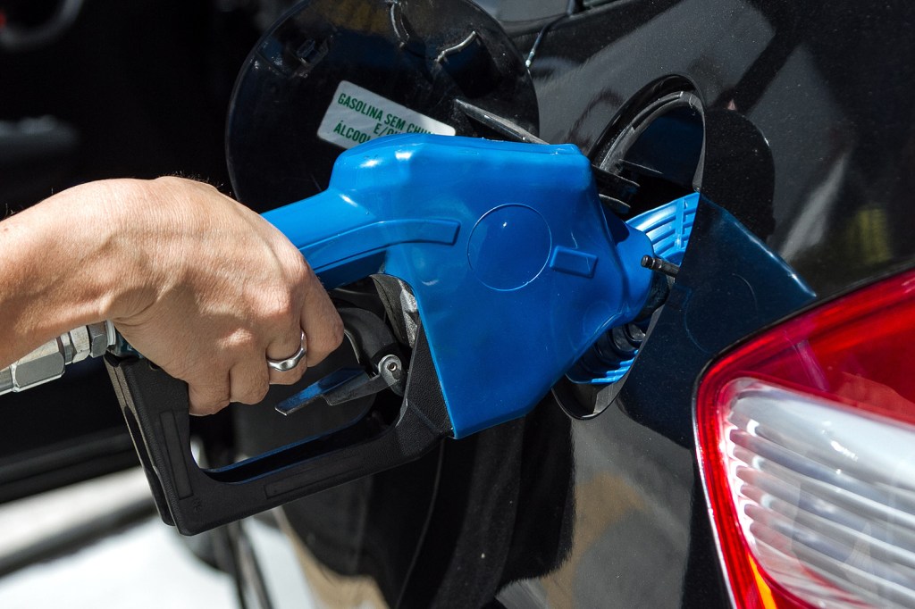 Posto de Combustível - Aumento da gasolina e outros combustíveis