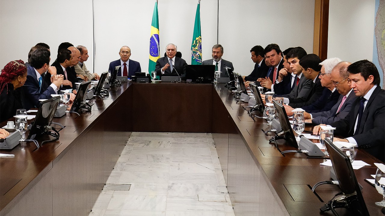 O presidente Michel Temer se reúne com ministros no Palácio do Planalto - 05/07/2017