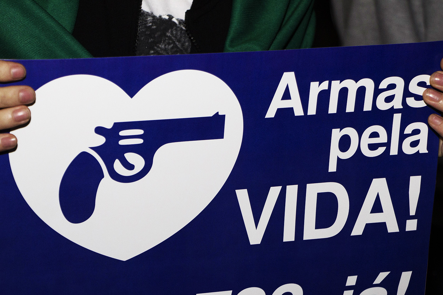 Violência - armas - Homicídio