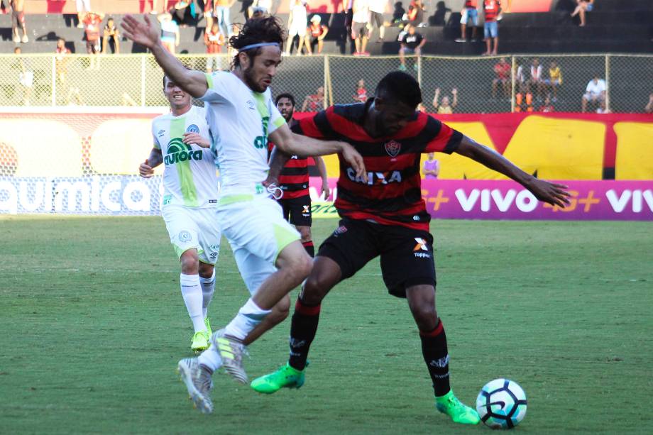Chapecoense vence o Vitória, em partida valida pela 16ª rodada do Campeonato Brasileiro 2017 realizada no Estádio Manoel Barradas (Barradão) em Salvador - 22/07/2017