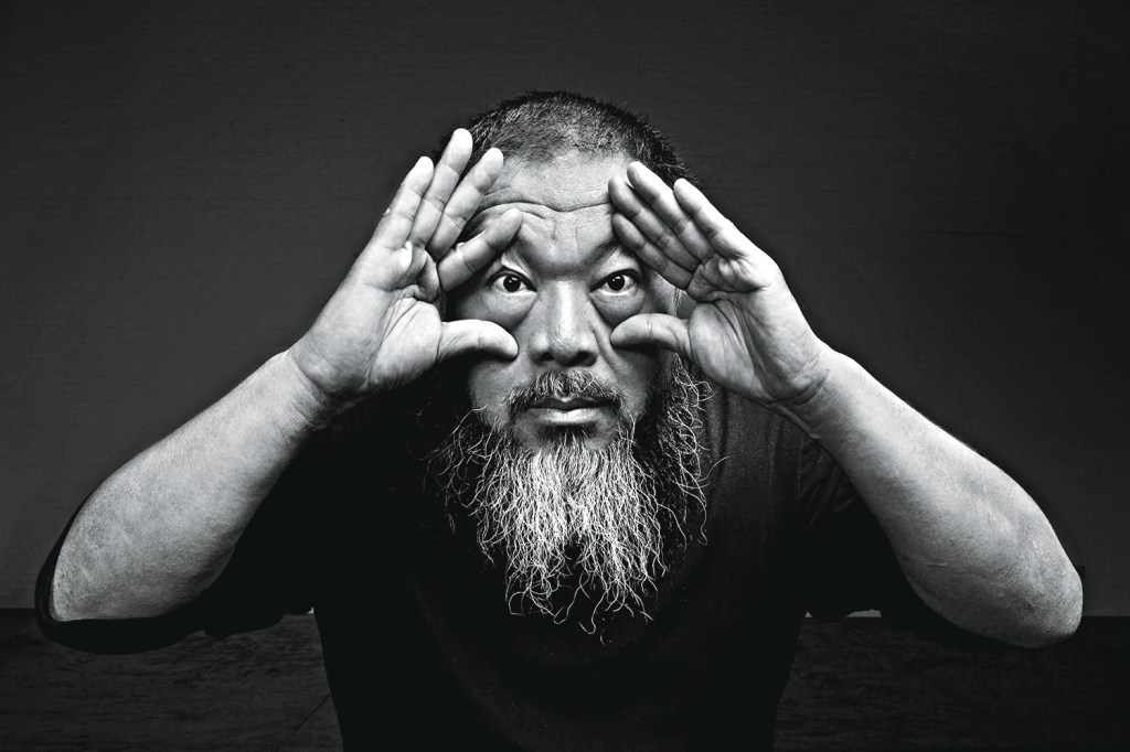 DRAGÃO FEROZ -  Weiwei: recebido com festa em São Paulo, ele é só “aquele artista gordo” na China natal