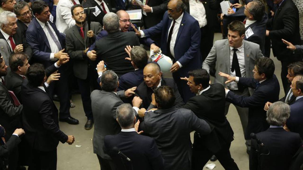 Votação da denúncia contra Temer na Câmara dos Deputados