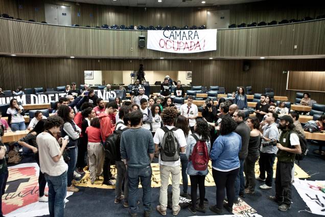 Estudantes se reúnem durante a ocupação da Câmara Municipal de São Paulo nesta quinta-feira - 10/08/2017