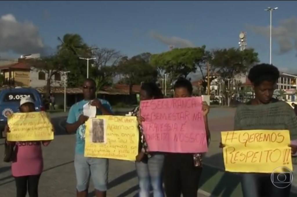 Protesto na travessia de Mar Grande até Salvador