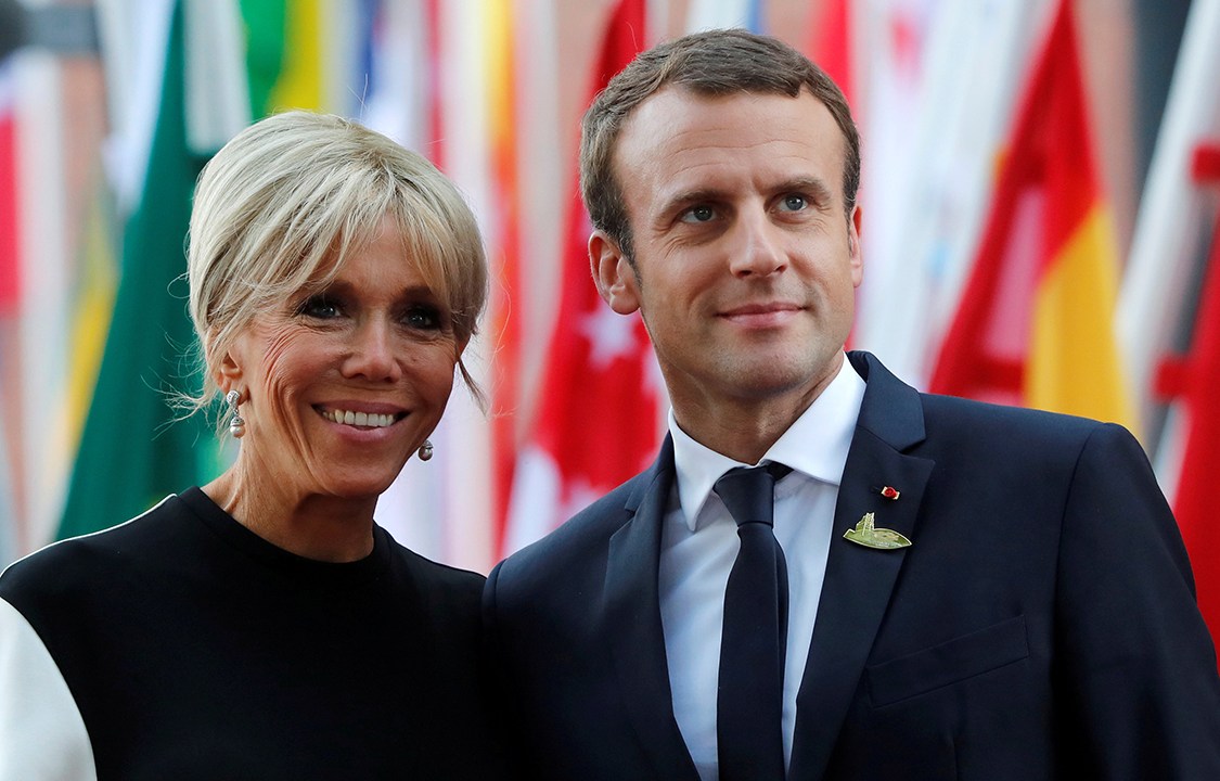 Presidente da França, Emmanuel Macron, e sua esposa, Brigitte Macron