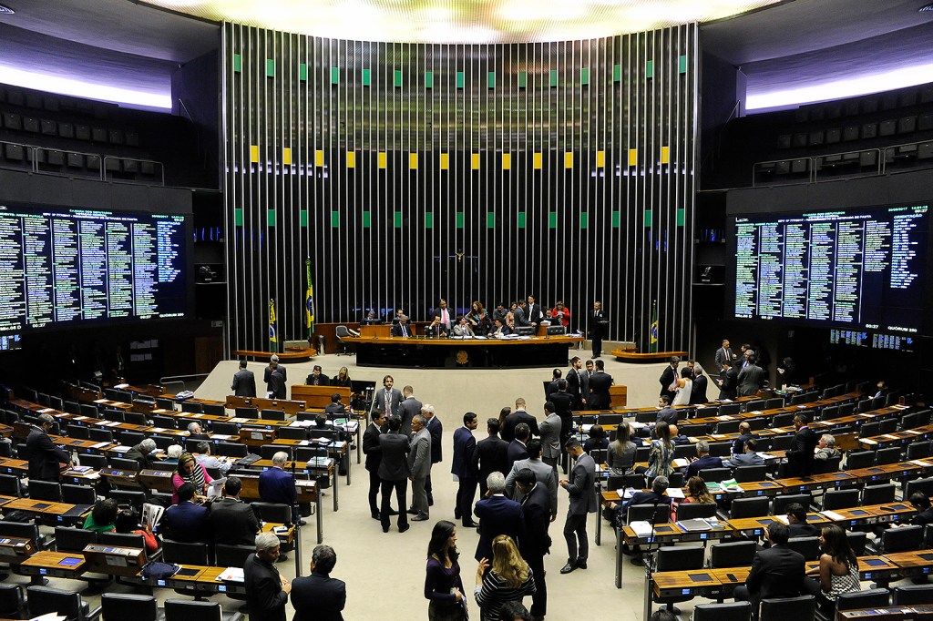 Sessão plenária da Câmara dos Deputados