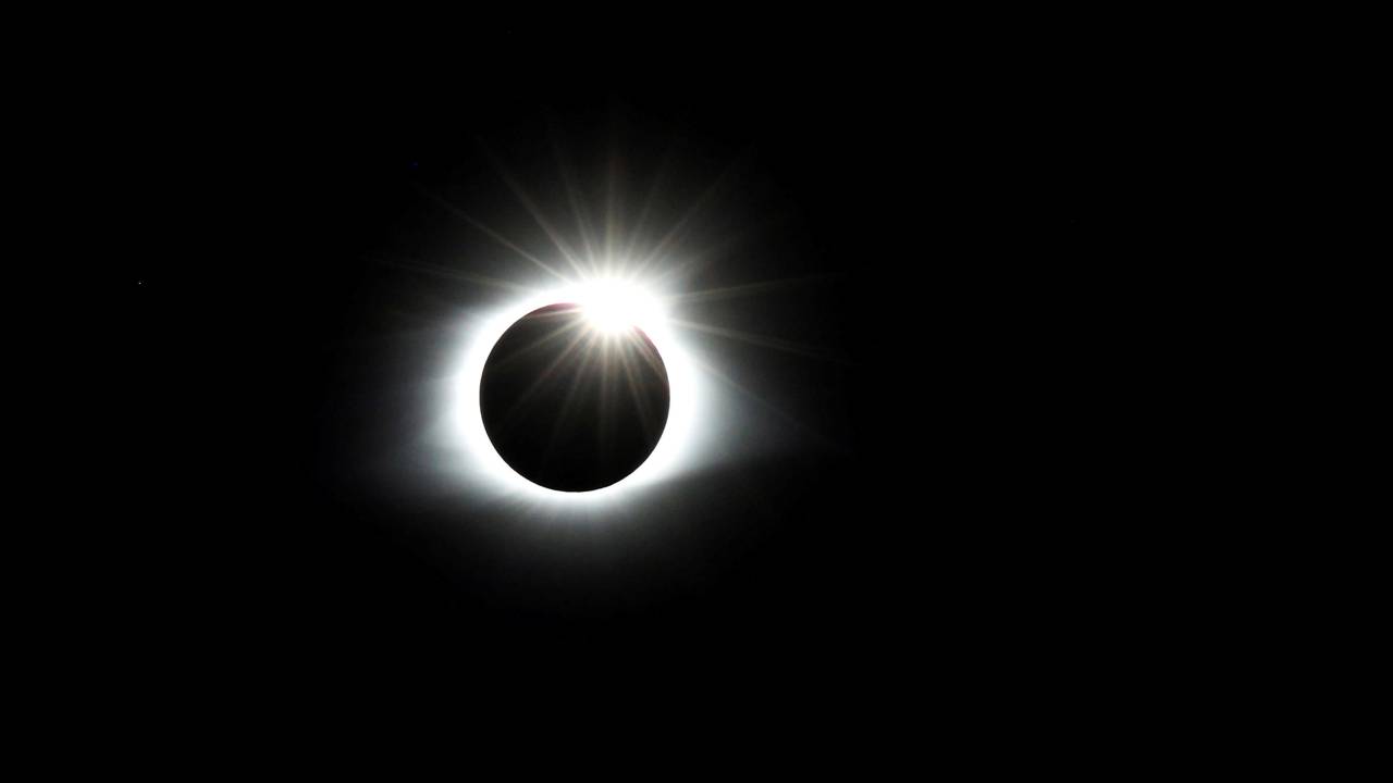 Eclipse solar