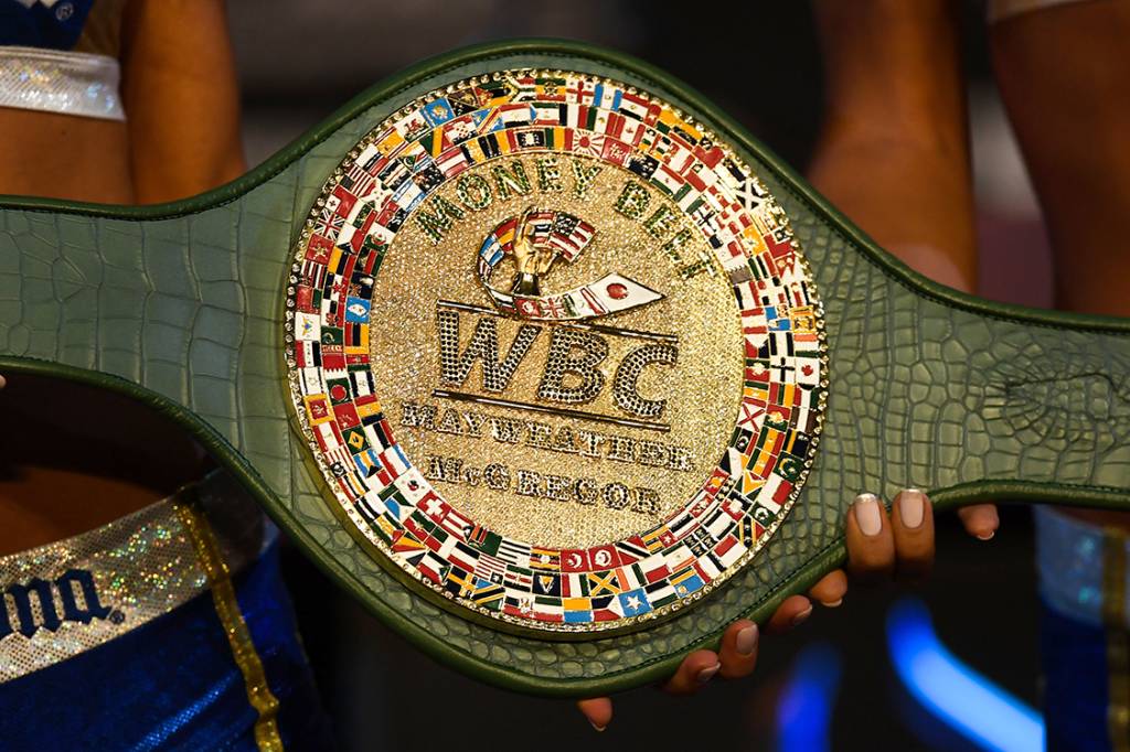 Luta entre Mayweather e McGregor terá cinturão milionário