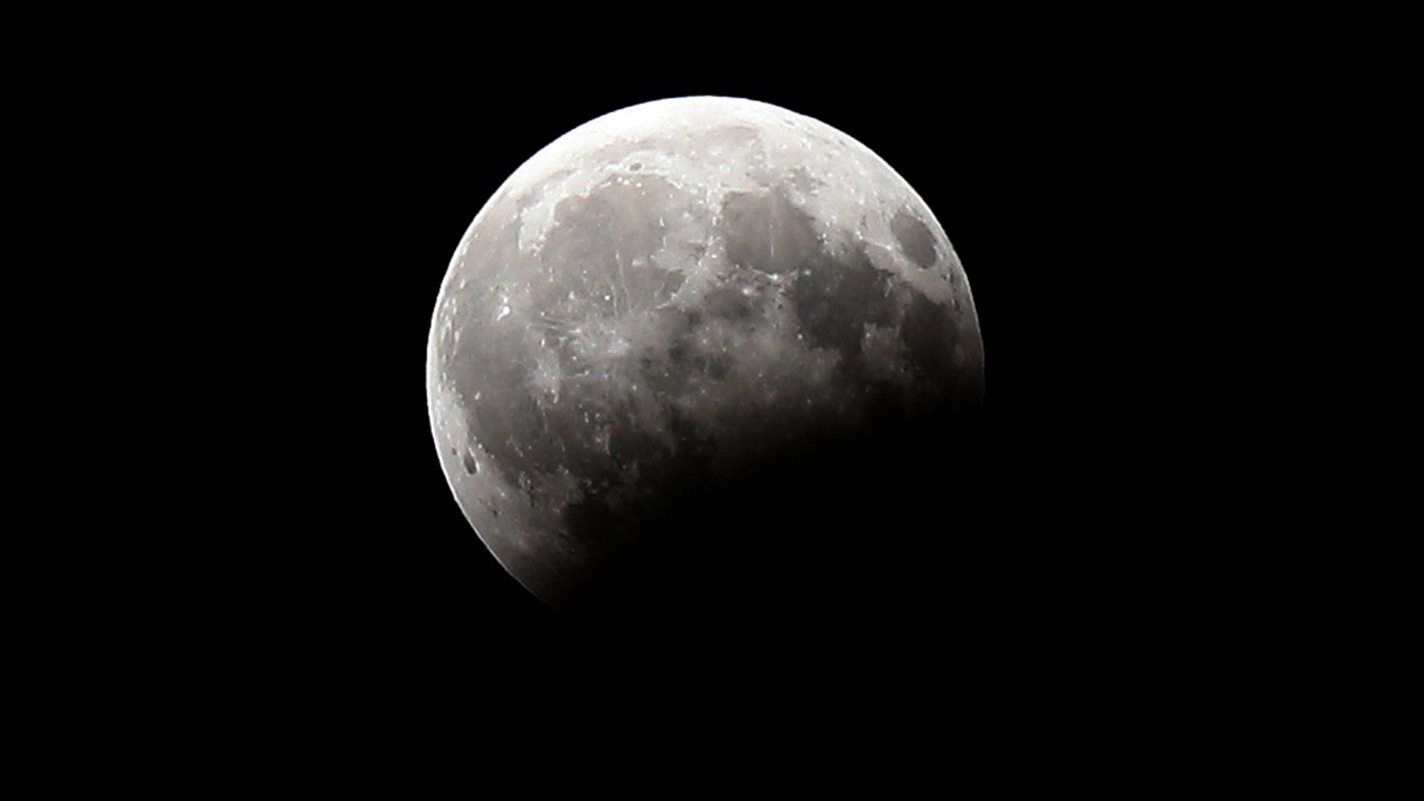 Eclipse Lunar no Kuwait