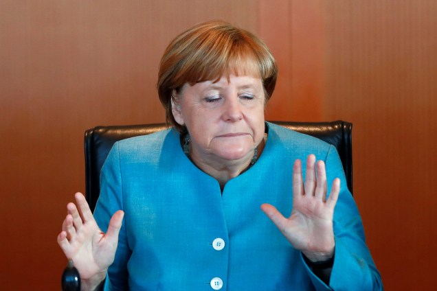 Angela Merkel durante a reunião semanal no gabinete da Chancelaria, em Berlim, na Alemanha - 23/08/2017
