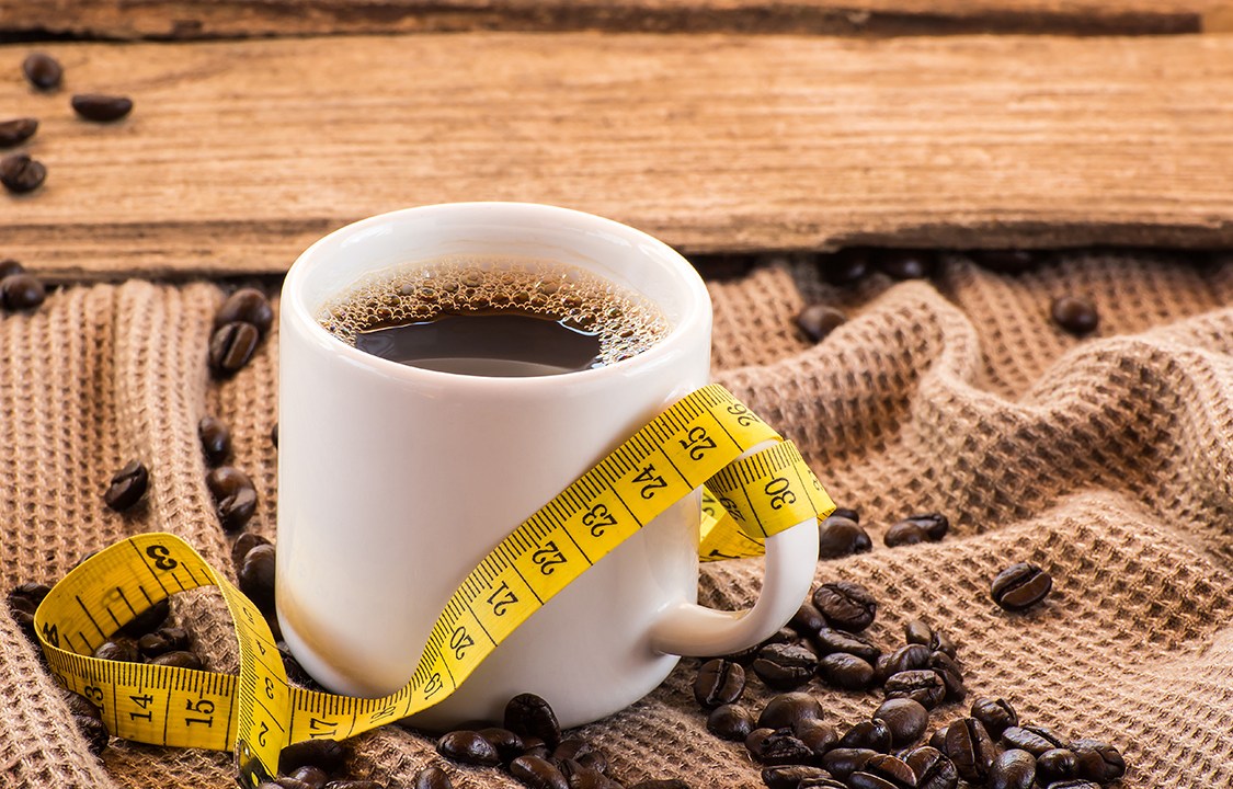 Xícara de café com fica métrica