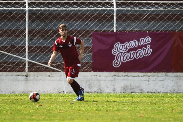 Evento "Jogar na Javari", promovido pelo Juventus em seu estádio no bairro da Mooca, em São Paulo, reuniu familiares na véspera do Dia dos Pais