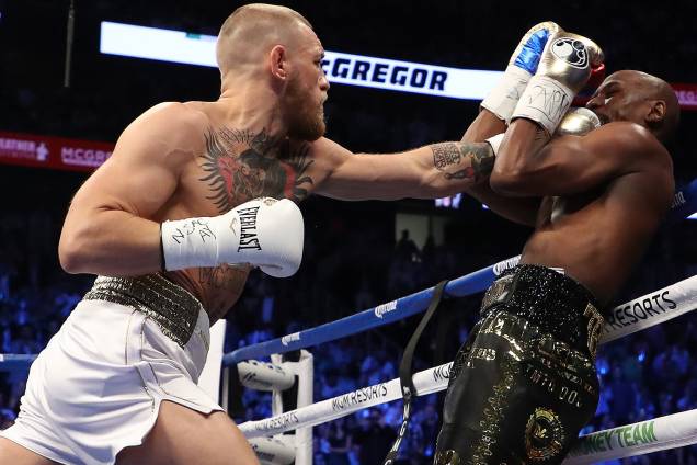 O confronto entre Floyd Mayweather e Conor McGregor, na Mobile Arena, em Las Vegas - 26/08/2017 O confronto entre Floyd Mayweather e Conor McGregor, na Mobile Arena, em Las Vegas - 26/08/2017