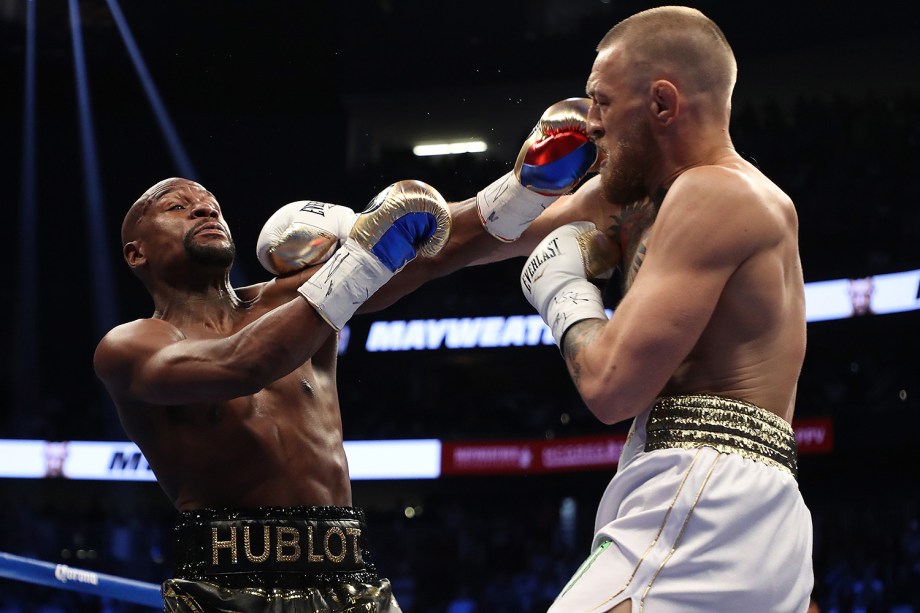 O confronto entre Floyd Mayweather e Conor McGregor, na Mobile Arena, em Las Vegas - 26/08/2017