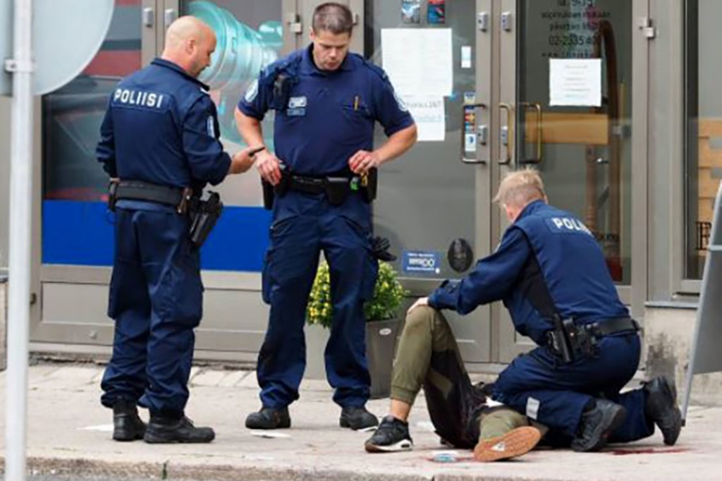 Esfaqueamento em Turku na Finlândia