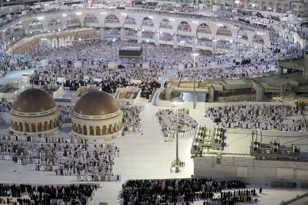 Peregrinos muçulmanos se reúnem na cidade sagrada de Meca para o início da peregrinação anual do Hajj na Arábia Saudita - 29/08/2017