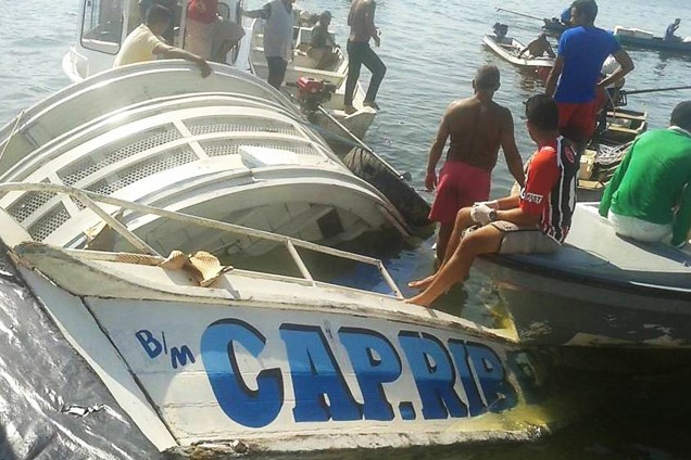 Navio com 70 pessoas naufraga e deixa 7 mortos no Pará