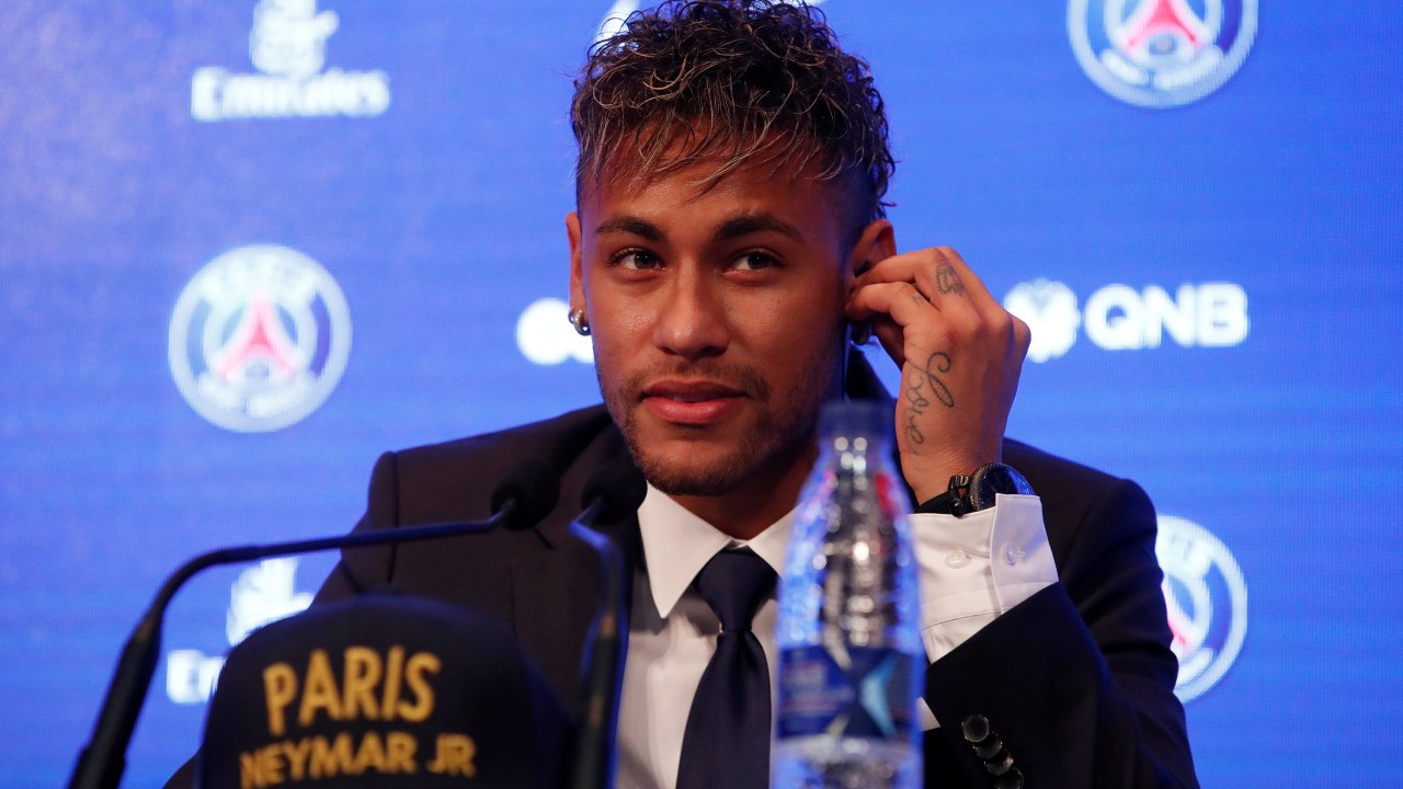 Neymar - Apresentação no PSG (Paris Saint-Germain)