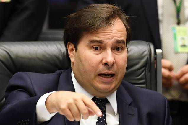 O presidente da Câmara, Rodrigo Maia (DEM-RJ), comanda sessão destinada a votar a admissibilidade da investigação contra o presidente Michel Temer - 02/03/2017 O presidente da Câmara, Rodrigo Maia (DEM-RJ), comanda sessão destinada a votar a admissibilidade da investigação contra o presidente Michel Temer - 02/03/2017