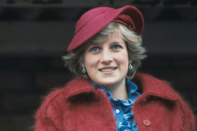 Princesa Diana no hipódromo Aintree para o Grande Nacional, em Liverpool, na Inglaterra - 03/04/1982