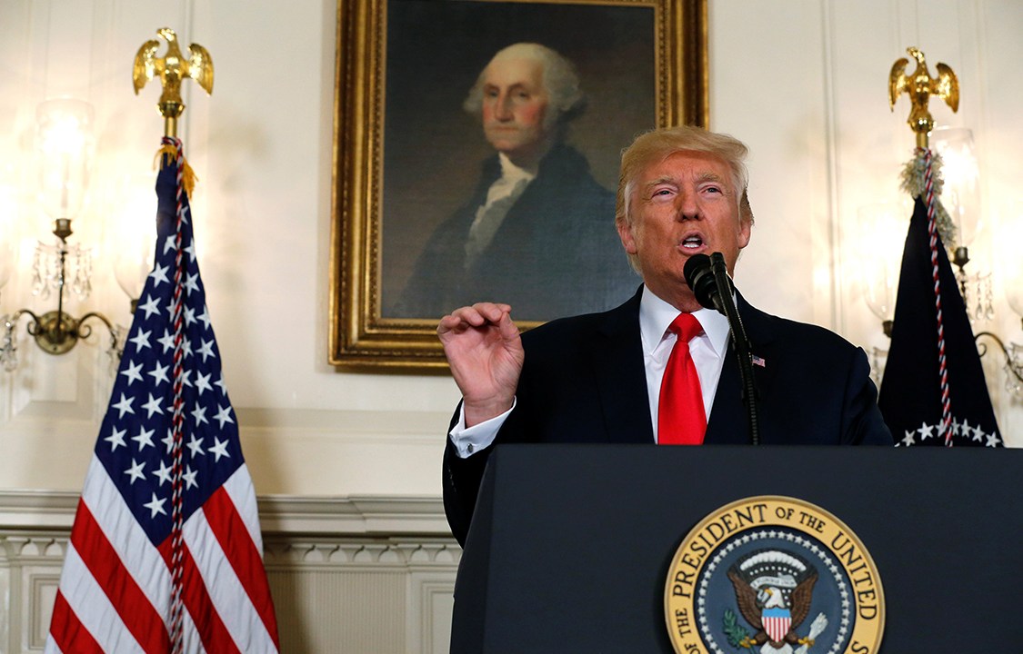 Presidente Donald Trump fala sobre protestos neonazistas em Charlottesville durante pronunciamento na Casa Branca, em Washington