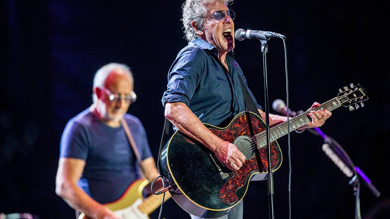 O vocalista Roger Daltrey comanda show da banda The Who no Palco Mundo do Rock in Rio, no Parque Olímpico da Barra da Tijuca, na zona oeste da capital fluminense - 23/09/2017