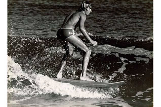 Fotografia de Alair Gomes sobre os surfistas das praias do Rio de Janeiro Fotografia de Alair Gomes sobre os surfistas das praias do Rio de Janeiro