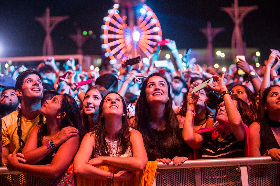 Público durante o show da Banda Skank no segundo dia de shows do Rock In Rio 2017, no Parque Olímpico, na Barra da Tijuca, zona oeste do Rio de Janeiro (RJ) - 16/09/2019