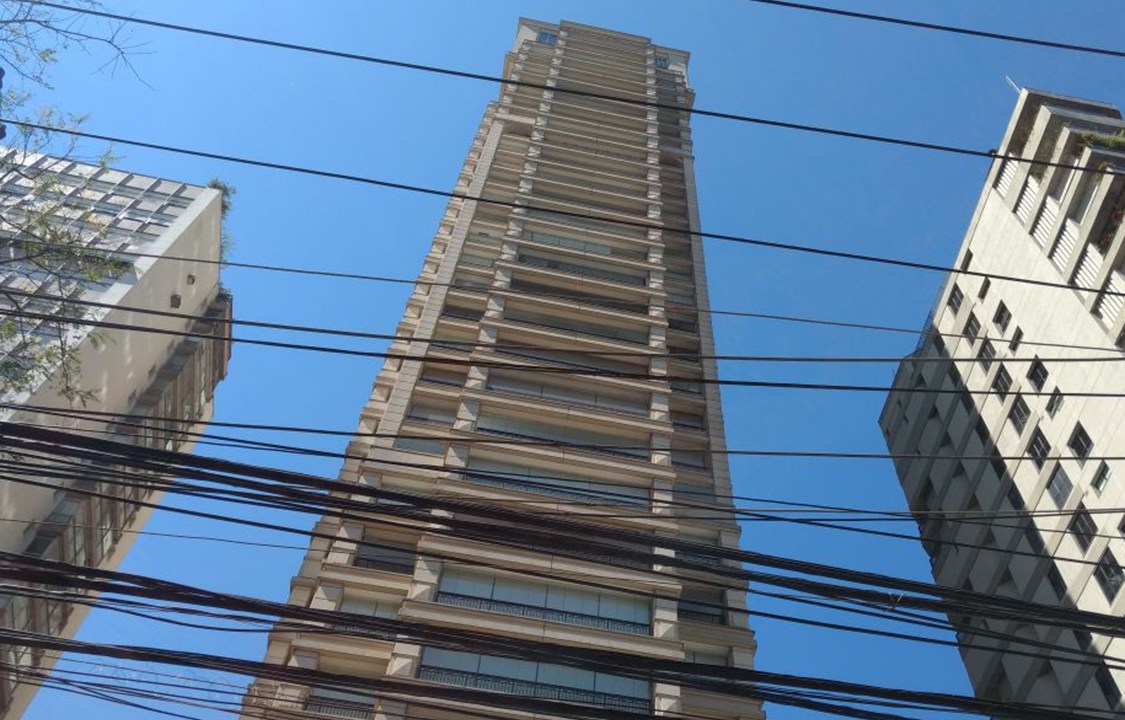 Casa de José Batista Sobrinho, pai de Joesley Batista, na rua Haddock Lobo, em São Paulo