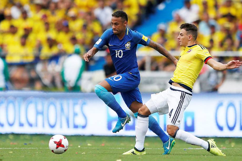 Neymar durante partida contra a Colômbia, pelas Eliminatórias da Copa da Rússia, em Barranquilla