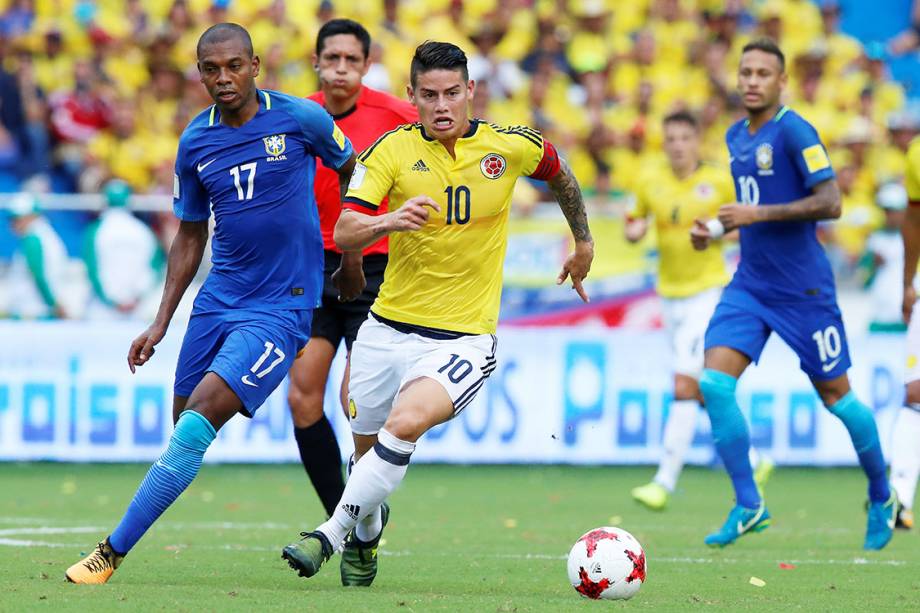 James Rodriguez, da Colômbia, durante partida contra Brasil, pelas Eliminatórias da Copa da Rússia, em Barranquilla